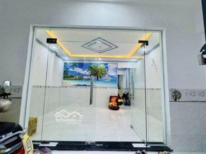 ngay nguyễn sơn tân phú hxh thông nhà đẹp 2 tầng 62m ngang 5 chỉ 6 tỷ tl