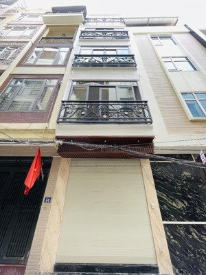 phạm thận duật -mai dịch -cầu giấy phân lô ,ô tô tránh ,chạy vòng quanh -dt 55m .5 tầng ,thang máy