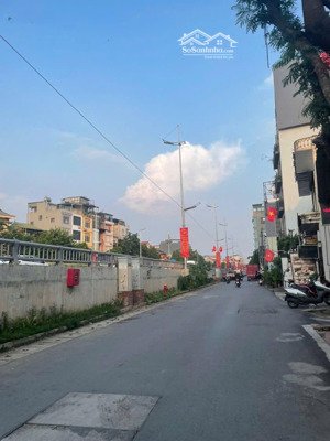 bán đất vàng âu cơ, 95m2, mt 8.71m, ô tô 7 chỗ, gần phố!