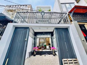 còn xót 1 căn ngay trung tâm đầy đủ tiện ích trần khánh dư q1.giá 3ty8.dt65m2(5x13) hẻm oto