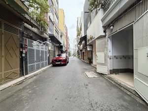 hẻm vietcombank hoàng văn thụ thông trần huy liệu ,70m2 ,3 tầng ,ô tô tránh, phú nhuận, 15 tỷ.