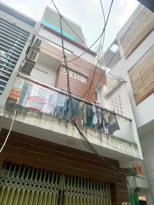 nhà dòng tiền 8 phòng - hòa hảo p.5 q10 56m (4.2m) 1 trệt 2 lầu st giá chỉ 9,5 tỷ tl