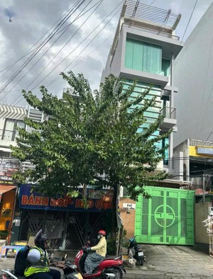 bán nhà mặt tiền bạch đằng 109m2 - 5 tầng - 32 tỷ - vị trí kinh doanh đẹp