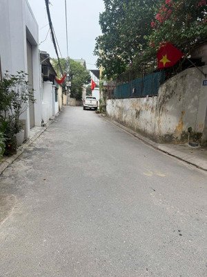 bán 60m2 đất đa tốn gia lâm , ô tô tải đỗ cửa , ngay gần chợ bún
