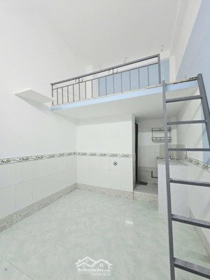 phòng mới gác cao thoáng, dãy 1 mặt đường số 9 - linh tây gần phạm văn đồng, thủ đức
