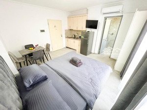 11 tỷ nhỉnh sở hữu toà căn hộ dòng tiền, ccmn quan nhân 50m*6t mt4m - dân xây cực đẹp, ngõ thông