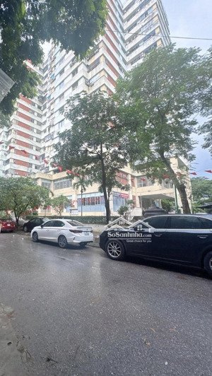 tôi căn hộ chung cư trần quý kiên trung tâm cầu giấy 65m giá chỉ 5 tỷ hơn