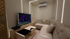 bán gấp xuất cảnh - 44m - 5 tầng - giá 10.8 tỷ - nhà lý chính thắng quận 3