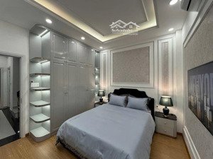 bán nhà lý phục man, quận 7, full nội thất cao cấp, 4 tầng, sổ hồng riêng, hoàn công đủ, giá 9 tỷ