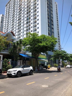 nhà 3 tầng mặt tiền trường sơn nam nha trang sát biển sổ sẵn 8,5 tỷ