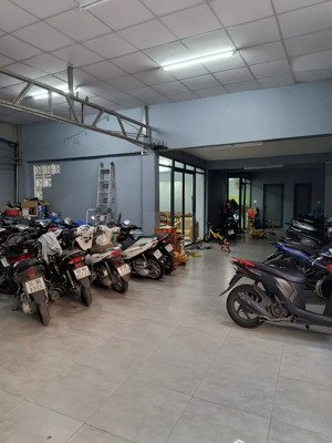 bán gấp trong tháng - bán nhà điện biên phủ 193m² - 3 tầng - 27.5 tỷ