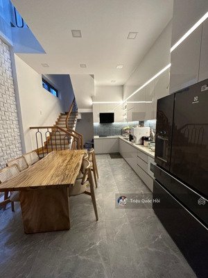 bán nhà gần 3/2 q.10 shr-5tầng, hoàn công giá nhỉnh 16.đ