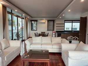 bán toà nhà 8 tầng.dt176m2.mt13m.phố từ hoa.tây hồ dòng tiền 10.000$/ tháng.