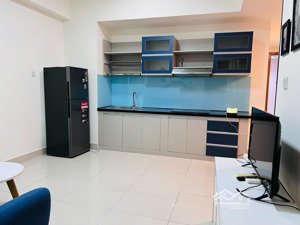 chuyên cho thuê the park residence 1pn trống 7.5 triệu 