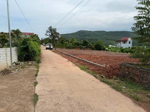 mặt tiền 16m, trục chính liên thôn, cực đẹp. sẵn sổ chuyển nhượng trong ngày!