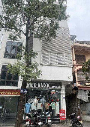 cực hot mặt phố trung kinh to, cầu giấy, lô góc, chỉ 30.5 tỷ - 45m, vỉa hè 5m, kinh doanh sầm uất