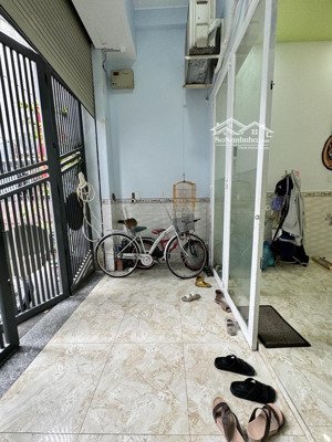 nhà nguyễn tư giản 60m2(4 x 15 ) nhà đúc bê tông vào ở ngay chỉ 6 tỷ