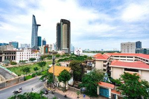 cần bán căn hộ studio - saigon royal 40m2- giá 4.5- full nt- 