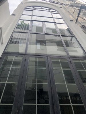 cần bán gấp nhà đường huỳnh văn bánh -p13 -q. phú nhuận - 3.2m x 6m)- 4tầng - 2pn - 3wc - giá 4.5tỷ