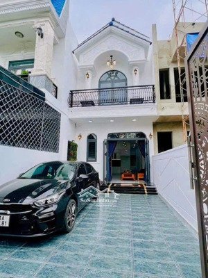 siêu phẩm nhà mới hiệp thành 1 trệt 1 lầu 3pn lh xem video chi tiết lh em việt