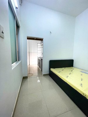 còn phòng ngủ tách bếp cuối giá cực rẻ ngay bùi đình tuý, p12, bignh thạnh