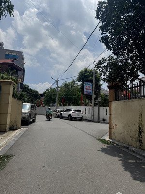 đất đẹp cổ loa, đông anh. ô tô 7 chỗ đỗ cửa. 126m2 5.9 tỷ