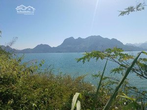 siêu phẩm bám hồ hòa bình view tuyệt đẹp có 1 không 2