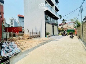 nhà mới đẹp long biên ô tô ngủ trong nhà pháp lý chuẩn