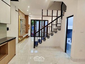bán nhà 3 tầng mới 45m2,chỉ việc xách vali về ở vân nội đông anh | gần cầu nhật tân