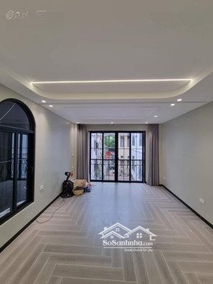 cực hiếm! bán nhà mặt phố lý nam đế, 45m2 giá 35 tỷ, mặt tiền 5,4m, lô góc cực đẹp, kinh doanh