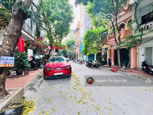 nhà giáp kđt stalake, dt60 - mt4.5 - 5 tầng - ngõ 5m - ngõ thông ô tô tránh đỗ - bán 360tr/m2 hiếm