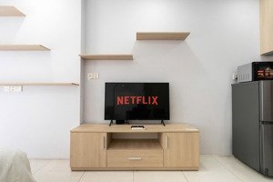 cho thuê studio đầy đủ nội thất ban công rộng masteri millennium