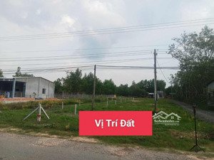 chủ ngộp cần bán nhanh lô đất mặt tiền đường 32m, dh 704