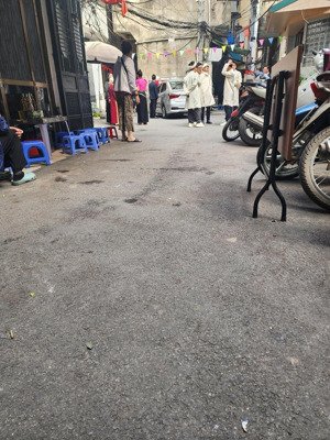 chính chủ cần bán tập thể c77 ngõ thịnh hào 1, đống đa. tầng 5