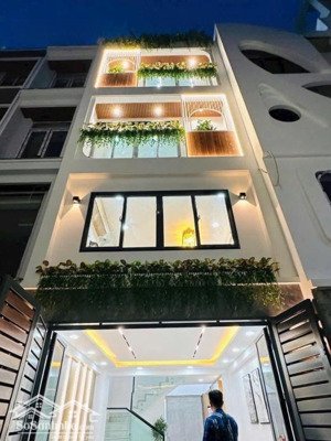 chủ cần tiền gấp bán nhà đường phan xích long