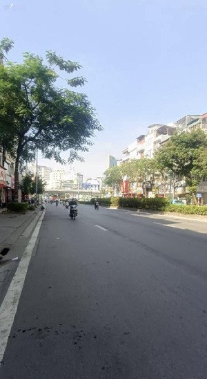 bán nhà mặt phố nguyễn văn cừ, bồ đề, long biên, hà nội, 67 tỷ, 160m2 giá cực chất