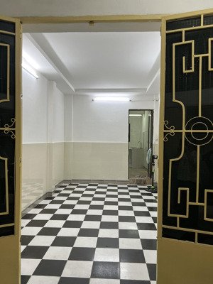 cho thuê nhà nam kỳ khởi nghĩa 33m² - 2 tầng - 10 triệu - khu vực trung tâm quận 3