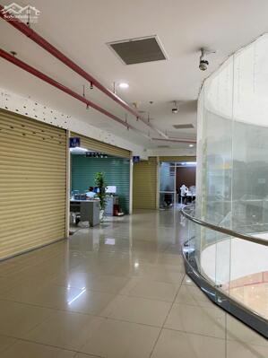 Cho thuê kiot Oriental Plaza làm kho hàng , KD Online , VP... 685 Âu Cơ tầng 2 ) LH Xem Kiot 0906388825