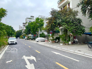 lô góc, view cv, plô, vỉa hè, 4 ôtô, thạch bàn, bát khối, cổ linh, dt 120m2, 5t, mt góc 21m, 29tỷ5