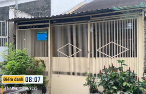 ngộp ngân hàng bán gấp trong tháng - hẻm lớn cống quỳnh - 62m2 - nhà cấp 4