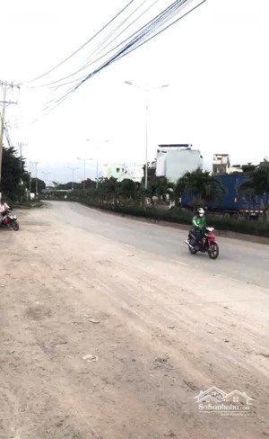 biệt thự sân vườn nguyễn thị tư 50x40m, diện tích 2000m2 thổ cư giá 70 tỷ