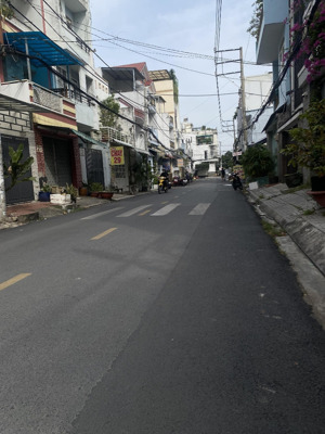 nhà chính chủ 4x14 (58m2) mặt tiền đường nhựa 10m, an dương vương,an lạc,bình tân.giá chỉ 6 tỷ hơn