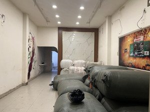 cho thuê nhà 4 tầng mặt tiền trưng nữ vương - hải châu - đoạn 2 chiều sầm uất - 25 triệu/th