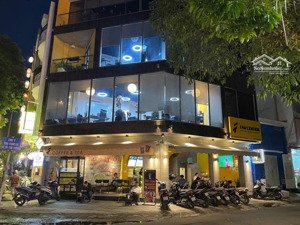 vip! siêu đẹp! nhà góc 2 mặt tiền đường hoa phượng quận phú nhuận