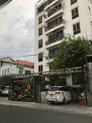 tòa nhà 7 tầng dòng tiền 12 tỷ/năm, phố nguyễn thiện thuật, bình thạnh, giá chỉ 260 tỷ