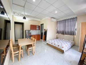 phòng studio thoáng mát rộng rãi gần pearl plaza