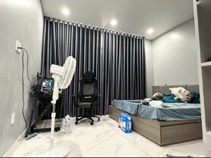 60m2 4x15 vuông - hẻm xe hơi thông -có phòng trệt cho người lớn tuổi 4pn 4 tầng ngay q10-q3 thông