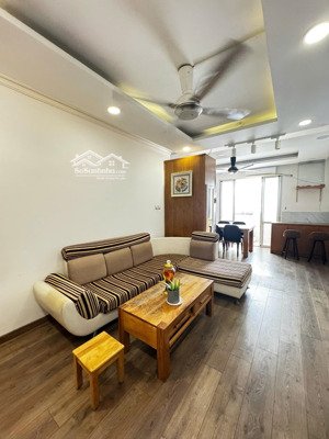 bán chung cư central garden q1 - 2pn2wc 87m2 - giá 6.3 tỷ shr đầy đủ. hỗ trợ vay. có ban công