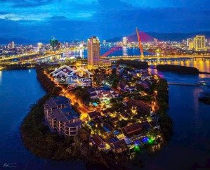 chính chủ chào bán nhà 3 tầng có dòng tiền 25tr.1 tháng/giá 23ty.,ngã tư dvh& nvt