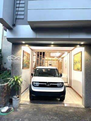 bán nhà 4 tầng ở sẵn vân nội, đông anh ô tô tránh trước cửa